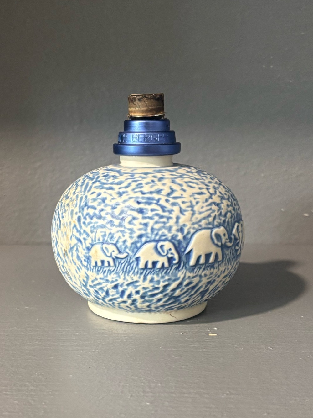 Avon Blue and White Elephant Ceramic Fragrance Lamp